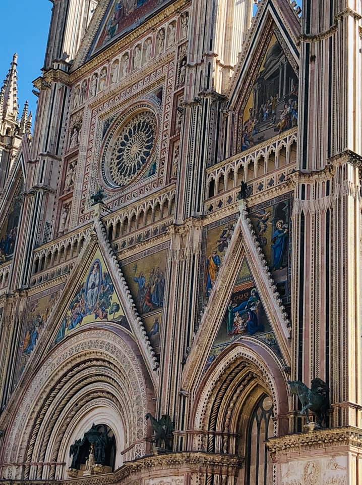 De dom - Orvieto de dom met fresco`s van Luca Signorelli.