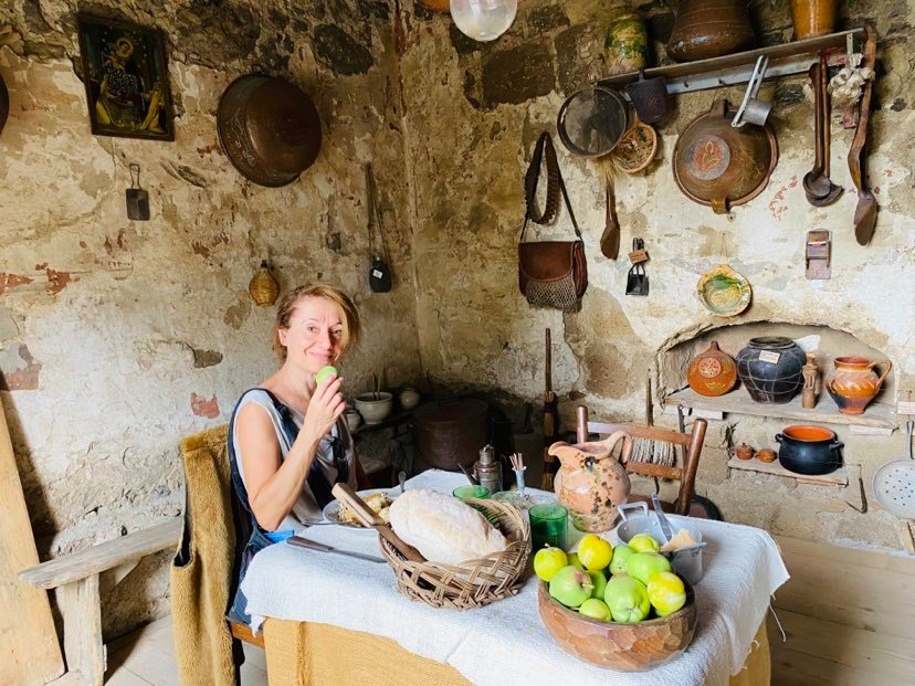 Celleno il borgo fantasma Follow the Red shoes