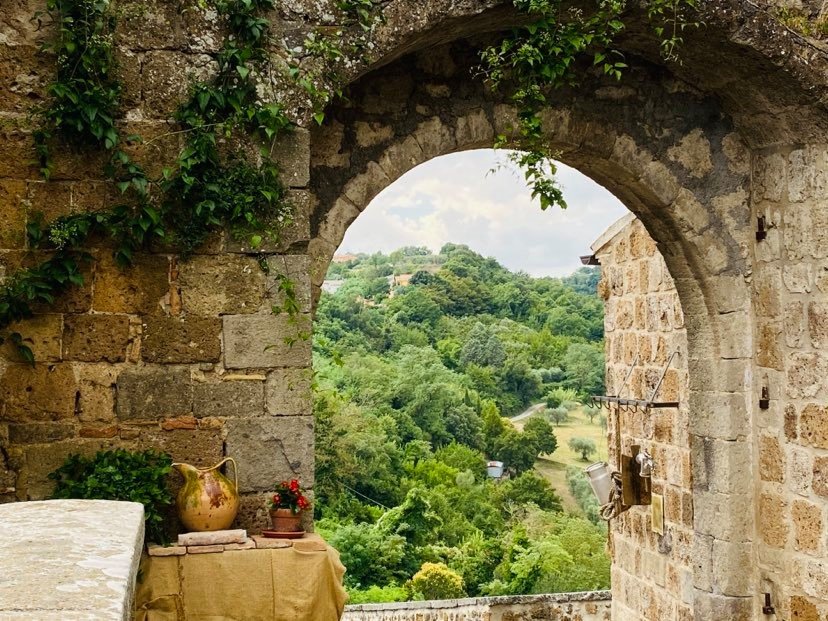 Celleno il borgo fantasma Follow the Red shoes