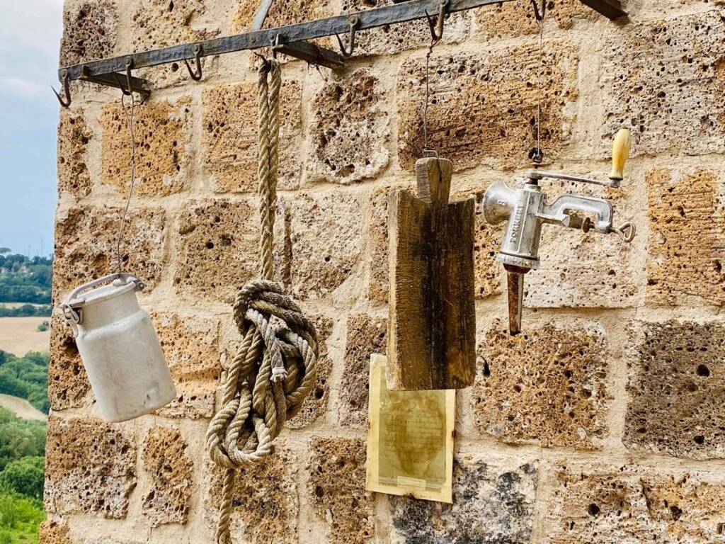 Celleno il borgo fantasma Follow the Red shoes