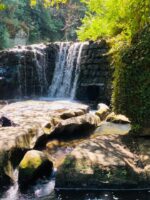 Volg-de-rode-schoentjes-Le-pyramida-Etrusca-